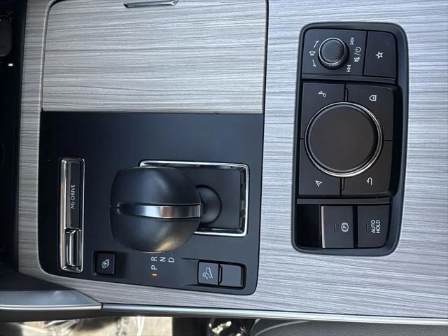 2025 Mazda CX-70 Premium Package
