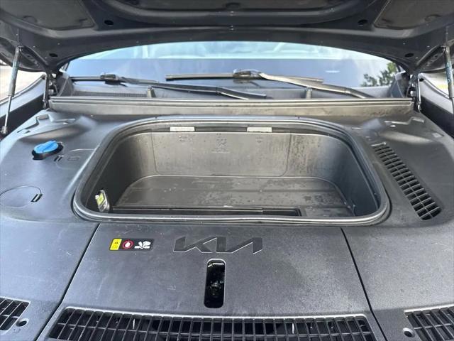 2024 Kia EV9 Land