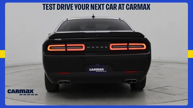 2018 Dodge Challenger SXT Plus