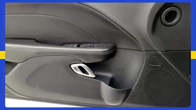 2018 Dodge Challenger SXT Plus