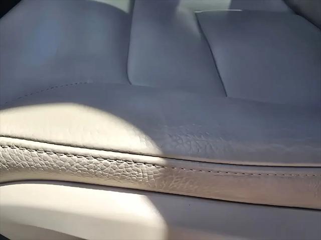 2023 Volvo S60 B5 Plus Dark Theme