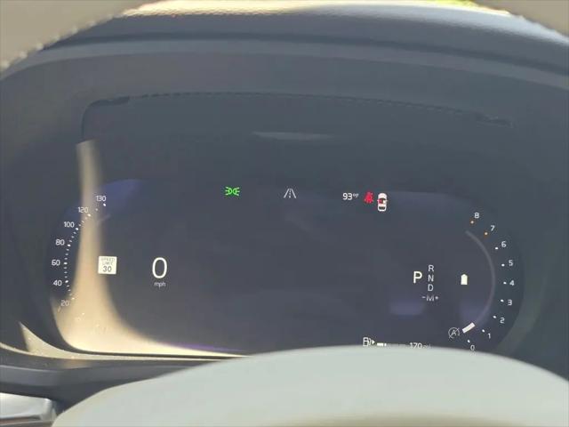 2023 Volvo S60 B5 Plus Dark Theme