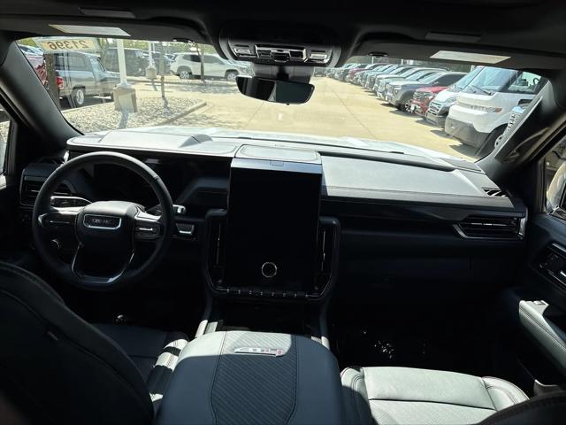 2026 GMC Yukon 4WD AT4