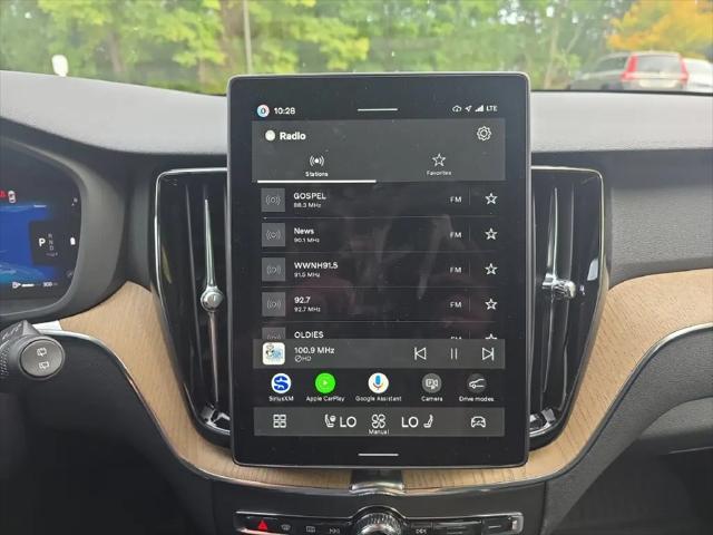 2027 Volvo XC60 Plus