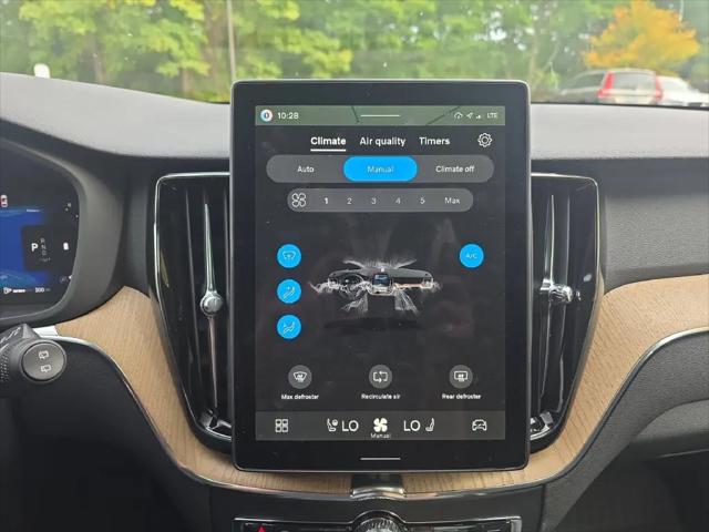 2027 Volvo XC60 Plus