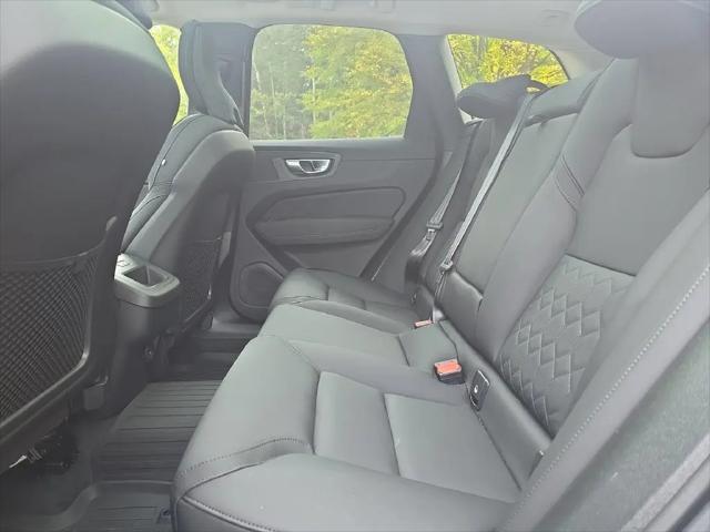 2027 Volvo XC60 Plus