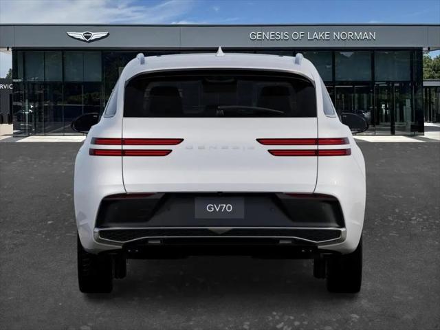 2027 Genesis GV70 2.5T Select