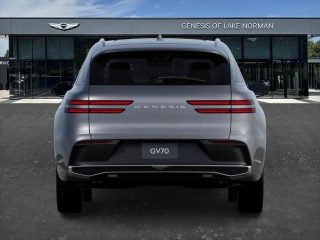 2027 Genesis GV70 2.5T Select