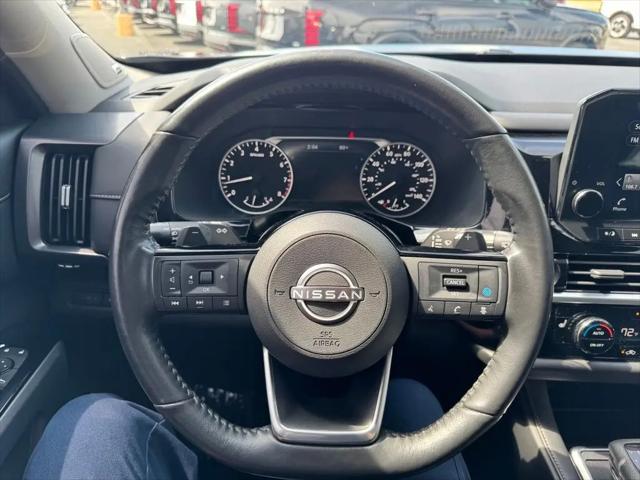 2023 Nissan Pathfinder SL 4WD