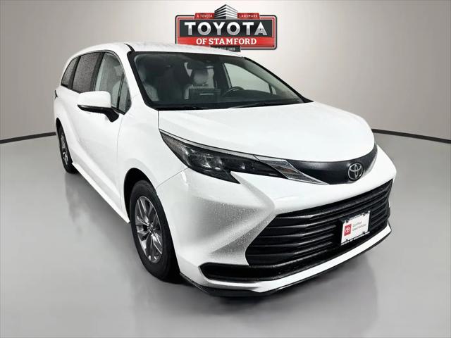 2026 Toyota Sienna LE for sale in Stamford, CT