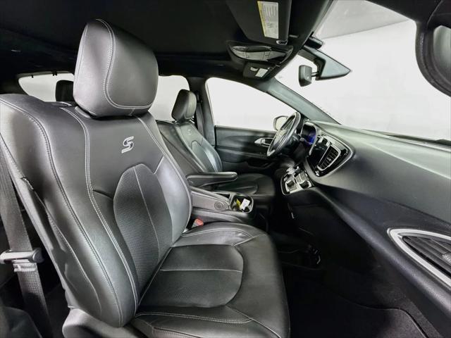 2020 Chrysler Pacifica Touring L Plus