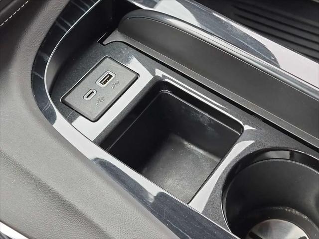 2023 Cadillac Escalade 4WD Sport