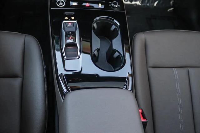 2027 Audi Q6 e-tron Premium quattro