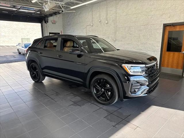 2026 Volkswagen Atlas Cross Sport SEL R-Line Black for sale in Springfield, MO