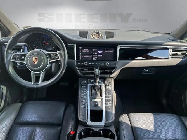 2020 Porsche Macan Macan