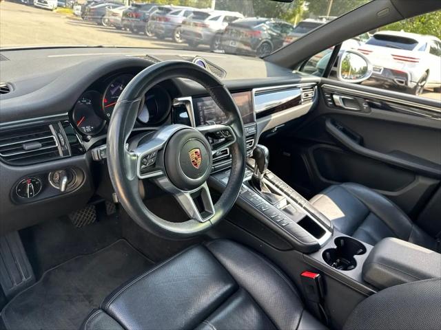 2020 Porsche Macan Macan