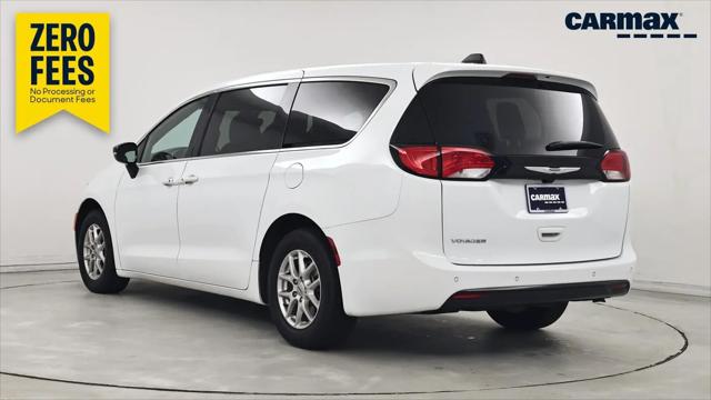 2025 Chrysler Voyager LX