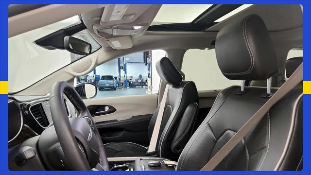 2024 Chrysler Pacifica Limited