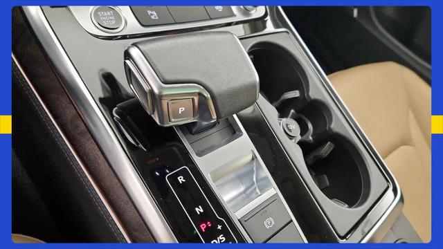 2023 Audi Q8 Premium Plus 55 TFSI quattro Tiptronic