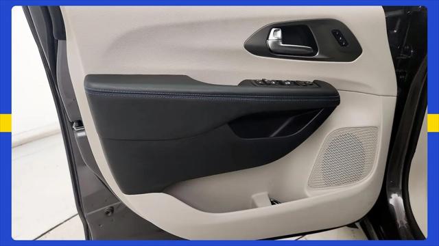 2021 Chrysler Pacifica Touring L