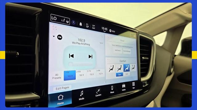 2024 Chrysler Pacifica Touring L