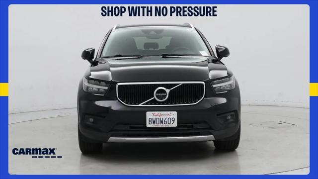 2021 Volvo XC40 T5 Momentum