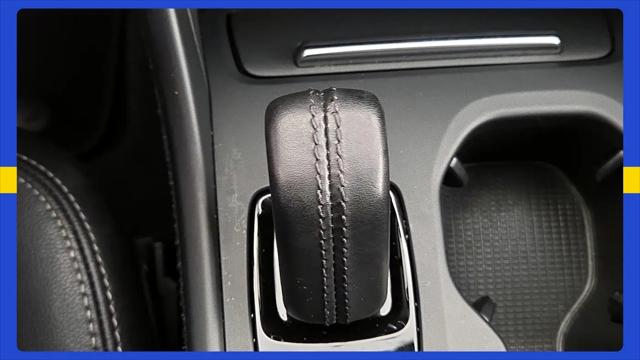 2021 Volvo XC40 T5 Momentum