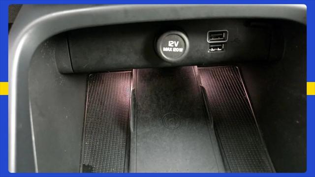 2021 Volvo XC40 T5 Momentum