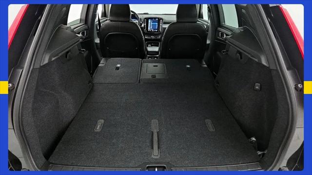 2021 Volvo XC40 T5 Momentum