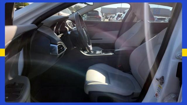 2017 Jaguar XE 35t Premium
