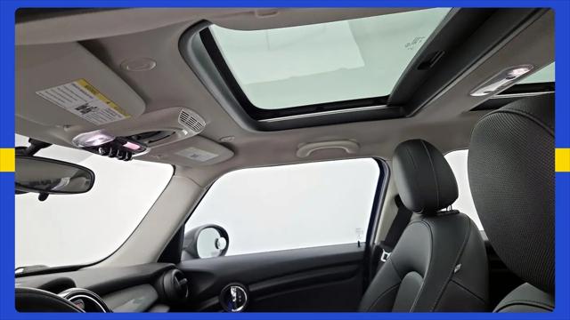 2015 MINI Hardtop Cooper