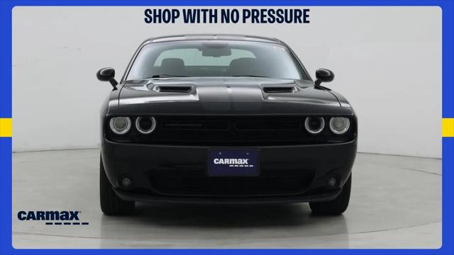 2017 Dodge Challenger SXT