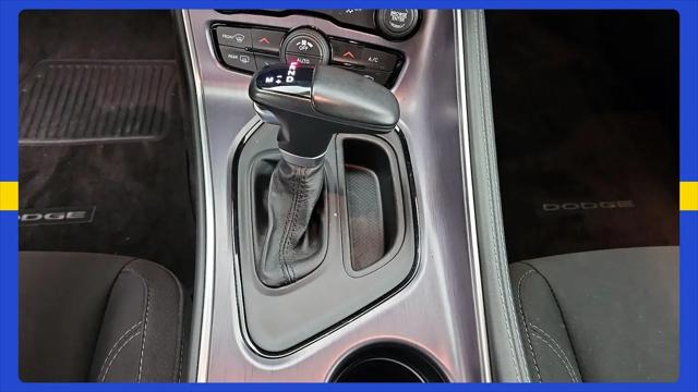 2017 Dodge Challenger SXT