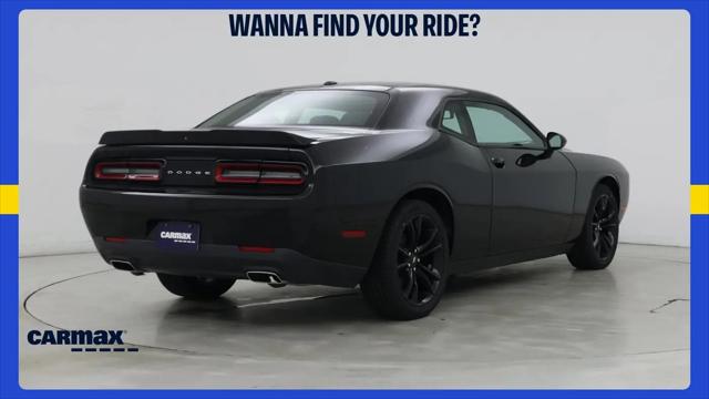2017 Dodge Challenger SXT