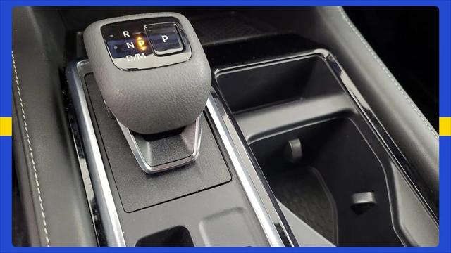 2023 Nissan Pathfinder SL 4WD