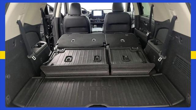 2023 Nissan Pathfinder SL 4WD