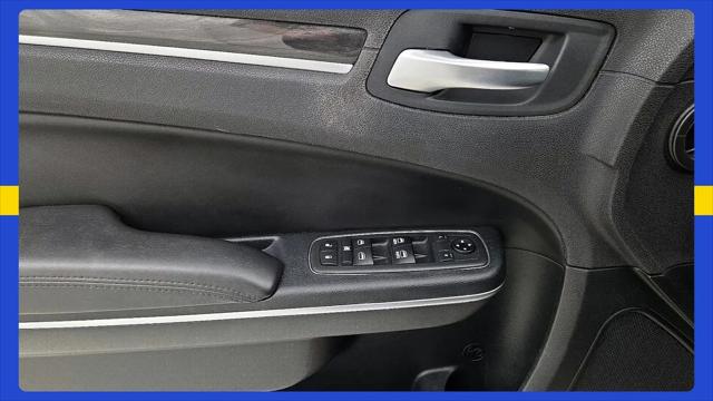 2018 Chrysler 300 Touring L AWD
