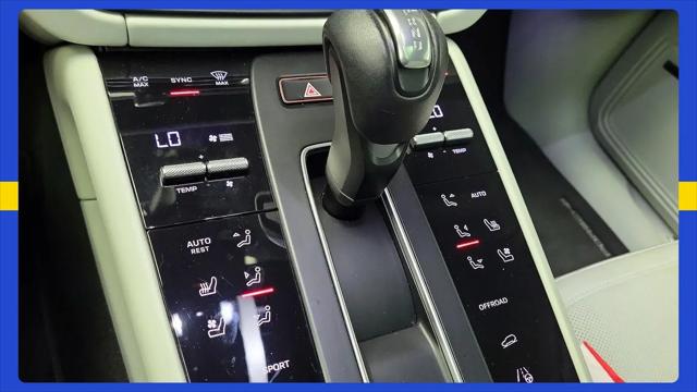 2022 Porsche Macan S
