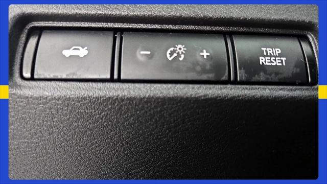 2020 Nissan Altima SR FWD