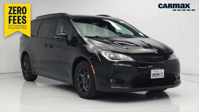 2019 Chrysler Pacifica Limited for sale in Costa Mesa, CA