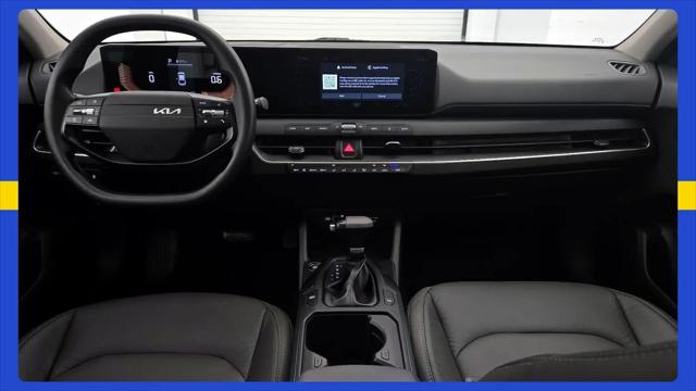 2025 Kia K4 LX