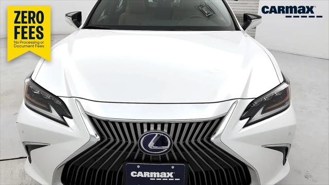 2020 Lexus ES 300h Luxury