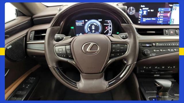 2020 Lexus ES 300h Luxury