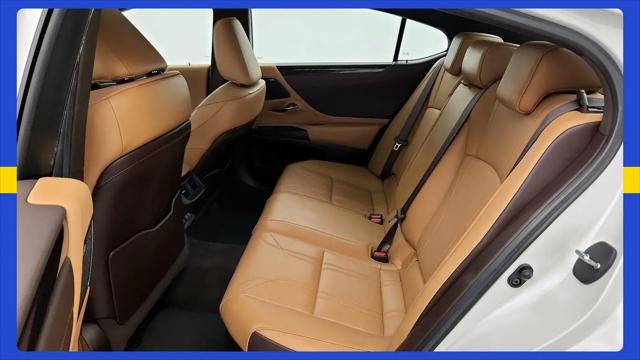 2020 Lexus ES 300h Luxury