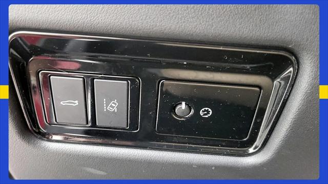 2019 Jaguar XE 25t Premium