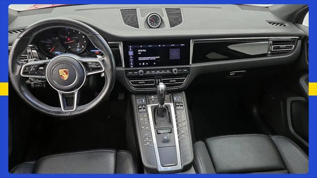 2021 Porsche Macan Macan
