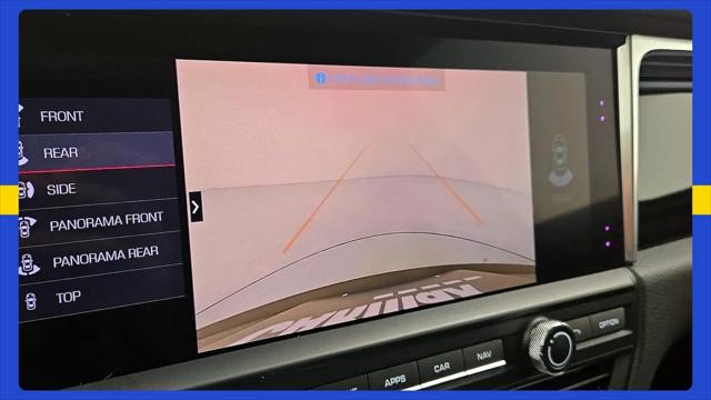 2021 Porsche Macan Macan