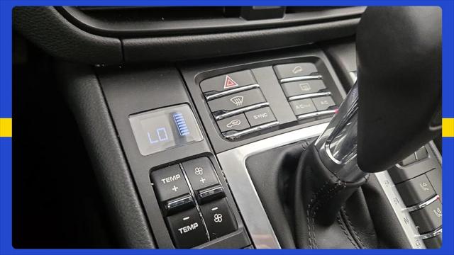 2021 Porsche Macan Macan