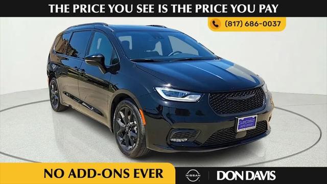 2025 Chrysler Pacifica Limited for sale in ARLINGTON, TX