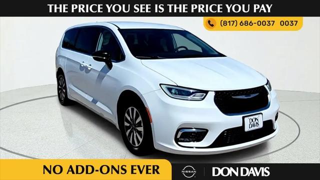 2024 Chrysler Pacifica Hybrid Select for sale in ARLINGTON, TX